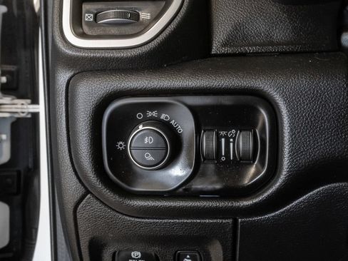 Used 2025 RAM 1500 Big Horn AWD/4WD image 13