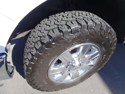 Used 2010 Ford F150 XLT image 9