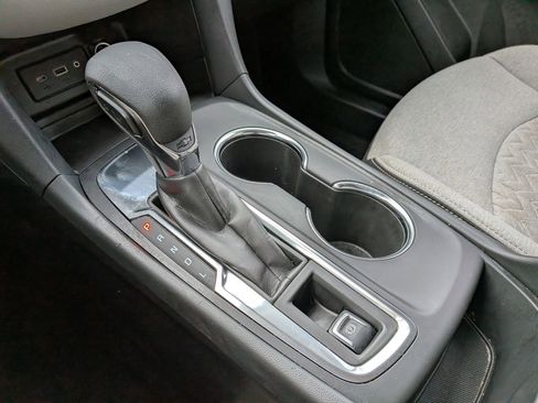 Used 2024 Chevrolet Equinox LS w/ Midnight Edition image 25