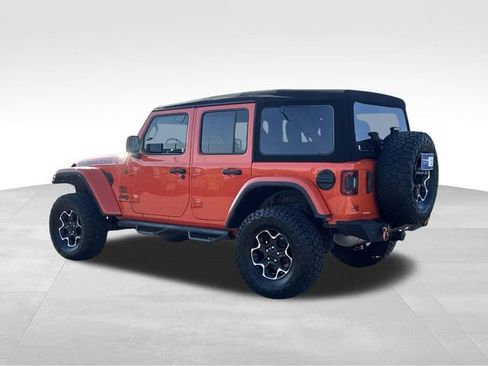 Used 2023 Jeep Wrangler Unlimited Rubicon w/ Cold Weather Group AWD/4WD image 3