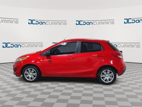Used 2014 MAZDA MAZDA2 Sport FWD image 5