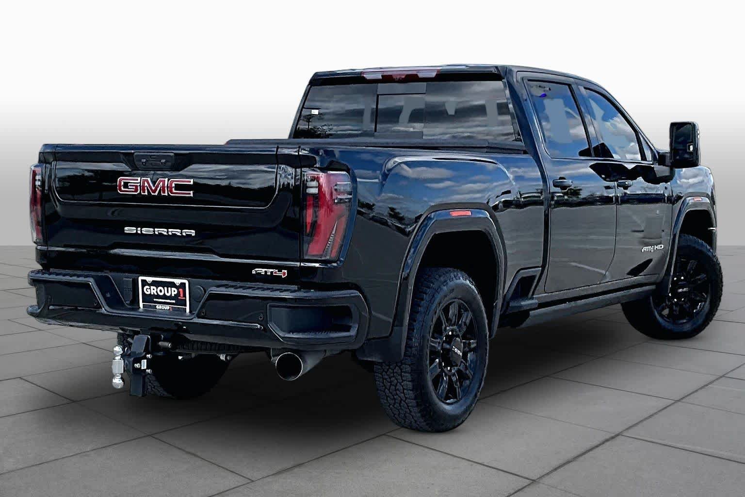 Used 2026 GMC Sierra 2500 AT4 w/ AT4 Premium Plus Package AWD/4WD image 13