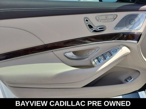 Used 2019 Mercedes-Benz S 560 Sedan image 20