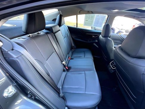 Certified 2025 Subaru Legacy Limited image 16