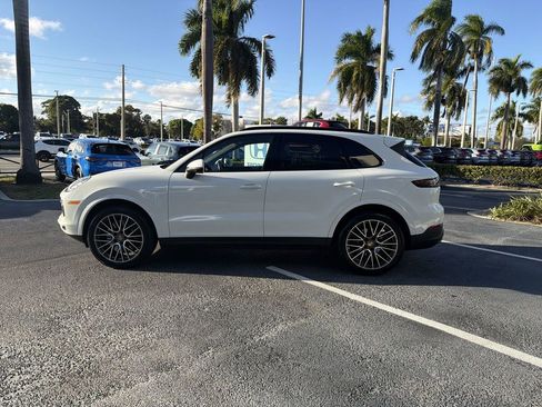 Used 2022 Porsche Cayenne image 5