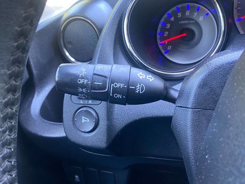 Used 2012 Honda Fit Sport image 23