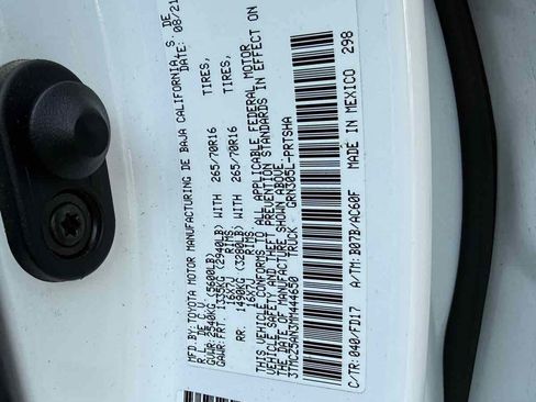 Used 2021 Toyota Tacoma TRD Off-Road image 26