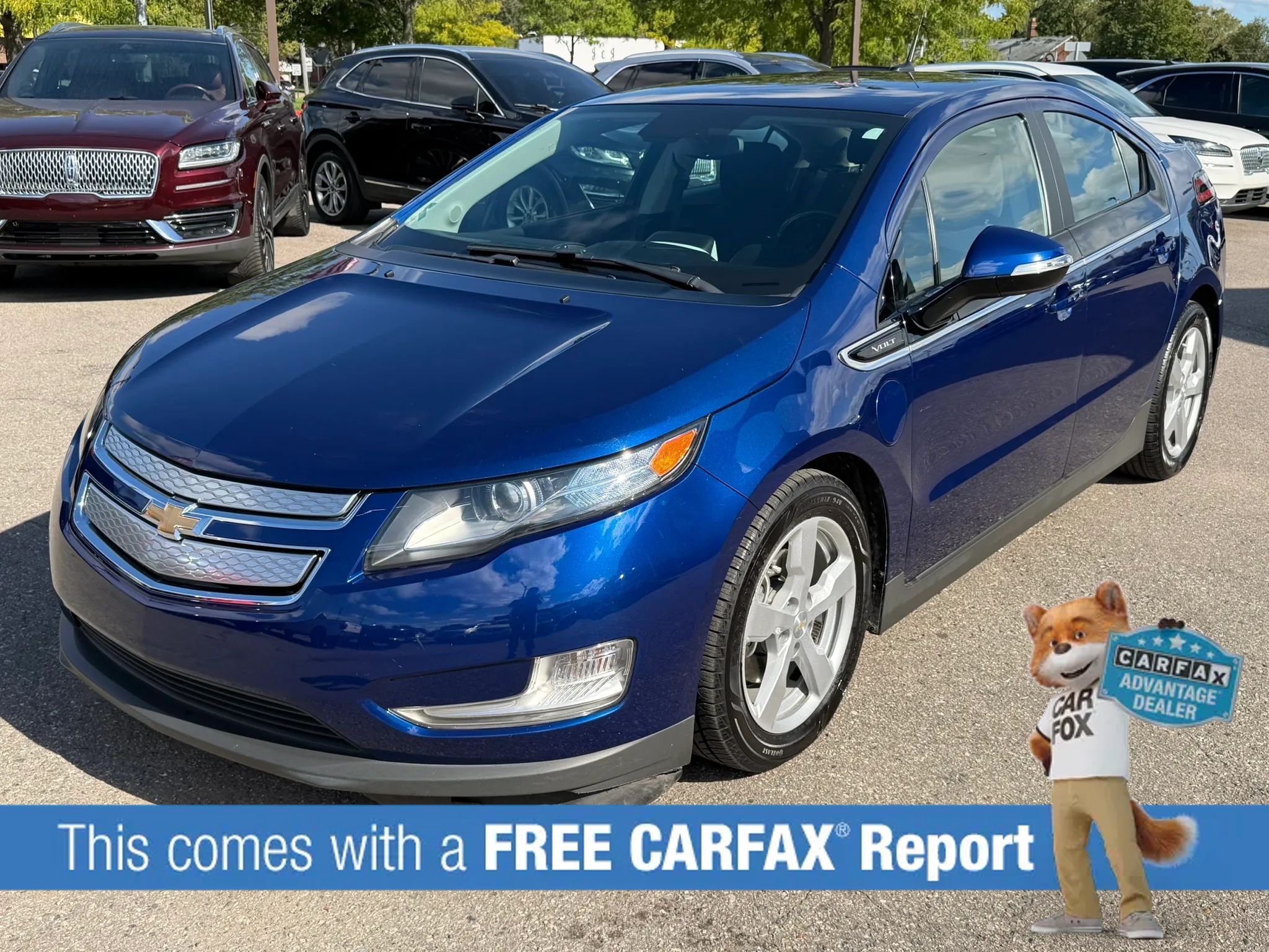 Used 2013 Chevrolet Volt w/ Comfort Package FWD image 1