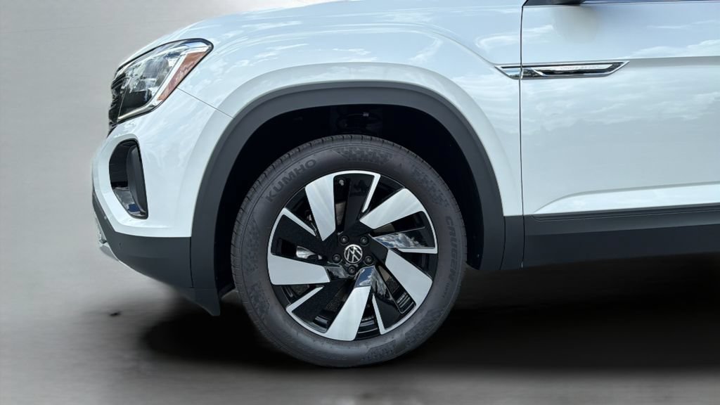 New 2026 Volkswagen Atlas Cross Sport SE FWD image 35