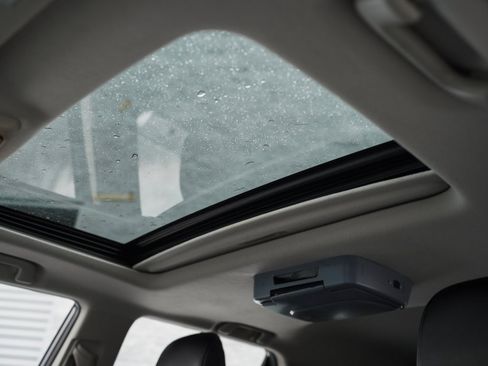 Used 2016 Toyota 4Runner Limited image 35