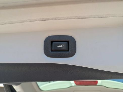 Used 2019 Nissan Rogue SL w/ Premium Package AWD/4WD image 23