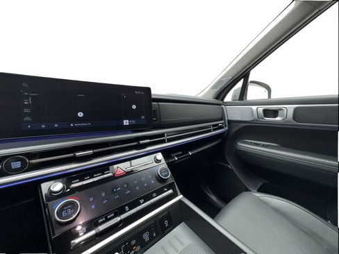 Used 2025 Hyundai Santa Fe Limited FWD image 47