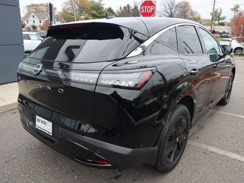 Used 2025 Nissan Murano SV AWD/4WD image 6