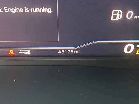 Certified 2022 Volkswagen Atlas SEL R-Line image 8