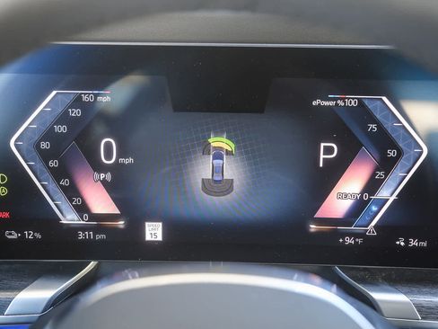 Used 2025 BMW i7 eDrive50 w/ M Sport Package image 19