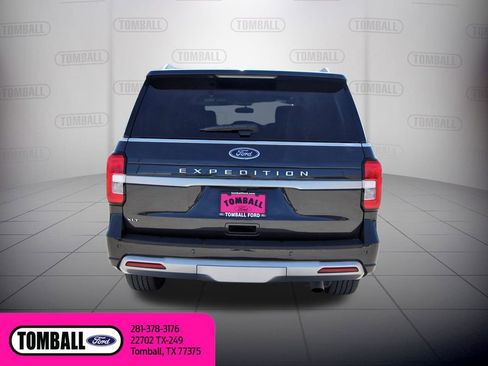Certified 2024 Ford Expedition XLT image 6