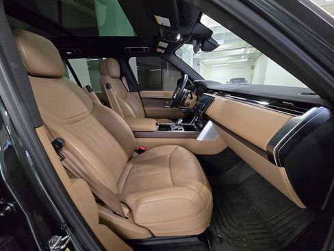 Used 2023 Land Rover Range Rover SE AWD/4WD image 11