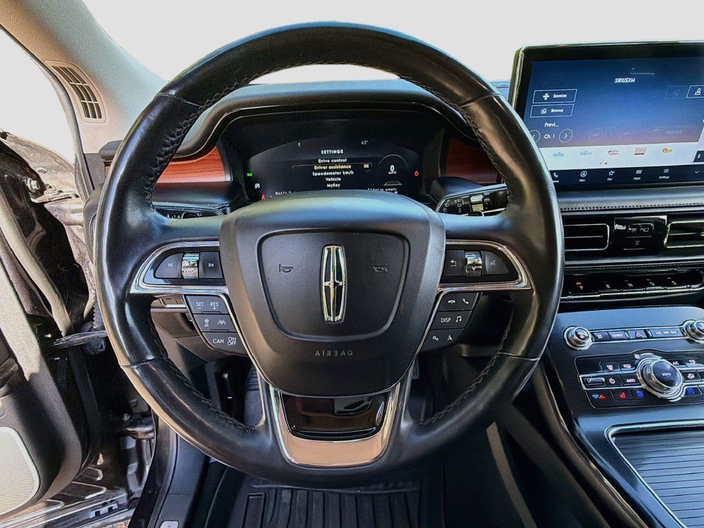 Used 2021 Lincoln Nautilus Reserve w/ Equipment Group 202A AWD/4WD image 11