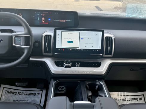 New 2025 Ford Expedition Active AWD/4WD image 14