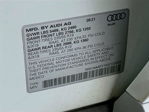 Used 2021 Audi Q5 Premium w/ Convenience Package image 34