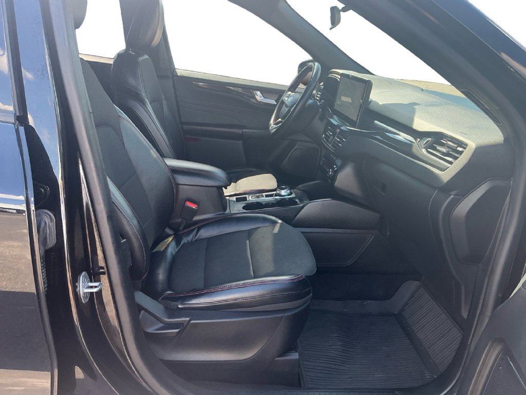 Used 2023 Ford Escape ST-Line w/ Tech Pack #1 FWD image 22