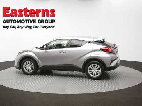 Used 2020 Toyota C-HR LE image 58