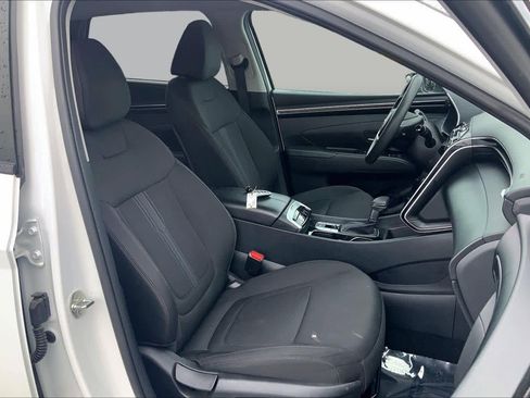Used 2024 Hyundai Tucson SEL FWD image 9