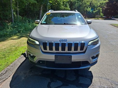 Used 2019 Jeep Cherokee Limited w/ Trailer Tow Group AWD/4WD image 2