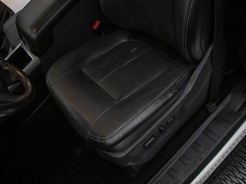 Used 2015 Ford F350 Lariat w/ Lariat Ultimate Package image 27