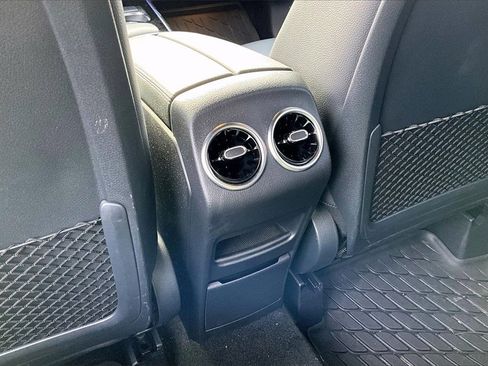 Certified 2022 Mercedes-Benz GLA 250 4MATIC image 25