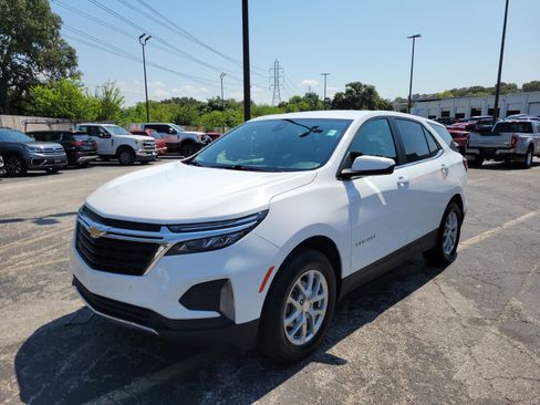 Used 2024 Chevrolet Equinox LT image 8