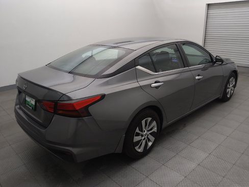 Used 2023 Nissan Altima 2.5 S FWD image 9