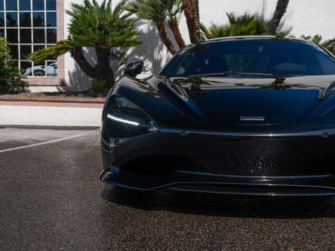 Used 2024 McLaren 750S image 15