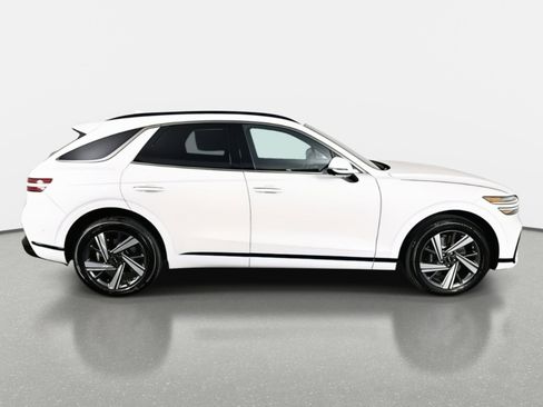 New 2026 Genesis GV70 3.5T Sport Advanced AWD/4WD image 4