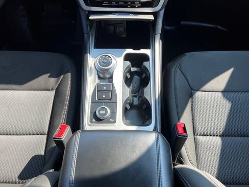 Certified 2022 Ford Explorer XLT AWD/4WD image 24