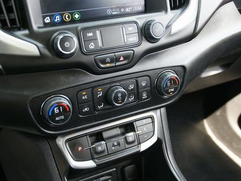 Used 2023 GMC Terrain SLT FWD image 21