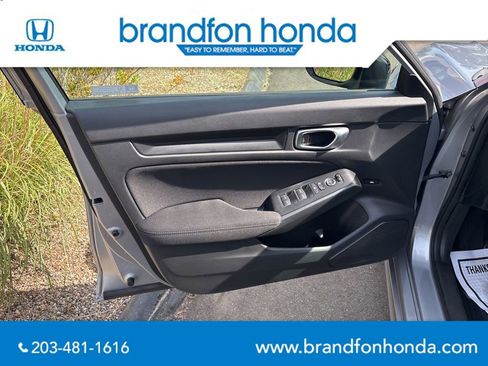 Used 2023 Honda Civic Sport image 11