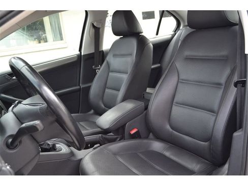 Used 2015 Volkswagen Jetta SE image 10