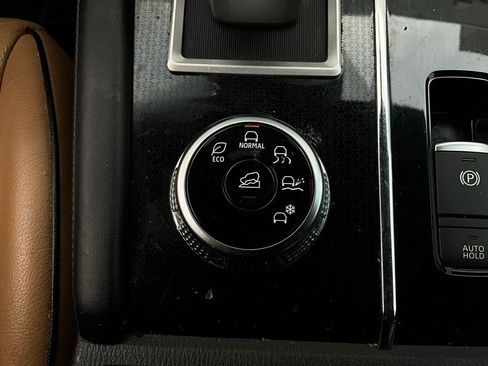 Used 2022 Mitsubishi Outlander SE image 23