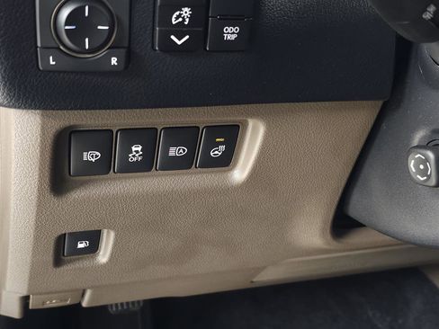 Certified 2021 Lexus GX 460 Premium w/ Premium Package image 20