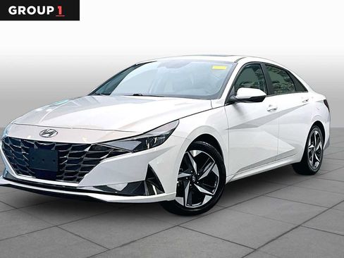 Used 2023 Hyundai Elantra Limited w/ Cargo Package FWD image 1