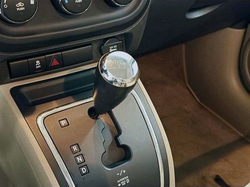 Used 2014 Jeep Patriot Sport w/ Power Value Group image 17