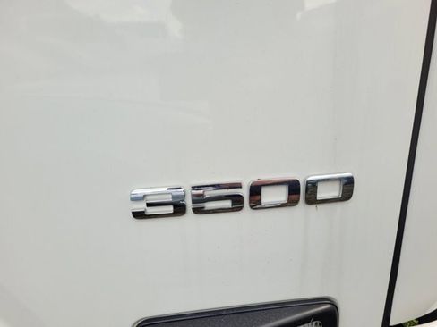 New 2024 Chevrolet Low Cab Forward image 13