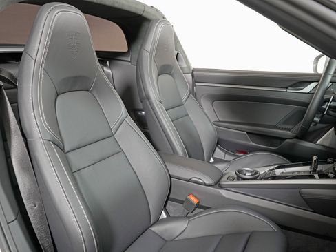 Used 2024 Porsche 911 Targa 4S image 41