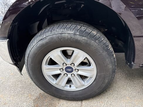 Used 2018 Ford F150 XLT AWD/4WD image 11