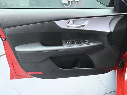 Used 2024 Kia Forte LXS FWD image 16