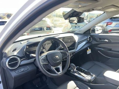 New 2026 Chevrolet Trax ACTIV w/ Driver Confidence Package FWD image 10