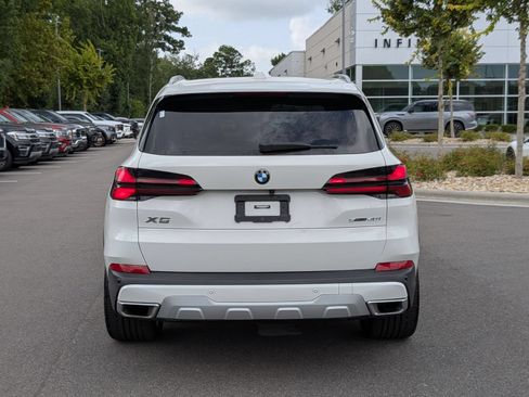 Used 2024 BMW X5 sDrive40i w/ Parking Assistance Package RWD image 4