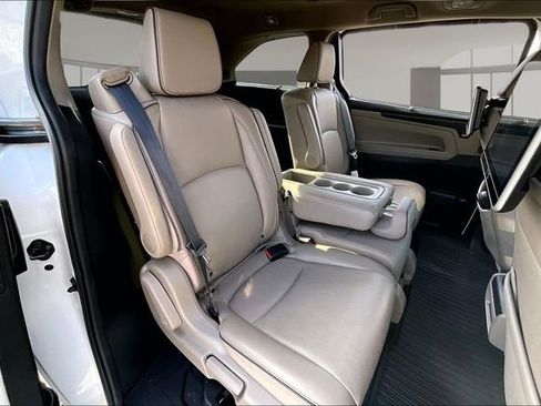 Certified 2024 Honda Odyssey Elite image 22