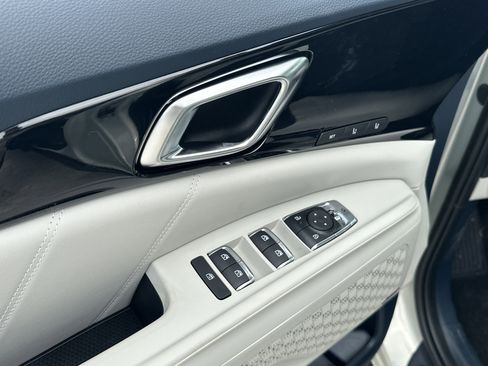 New 2026 Kia Carnival SX Prestige FWD image 16